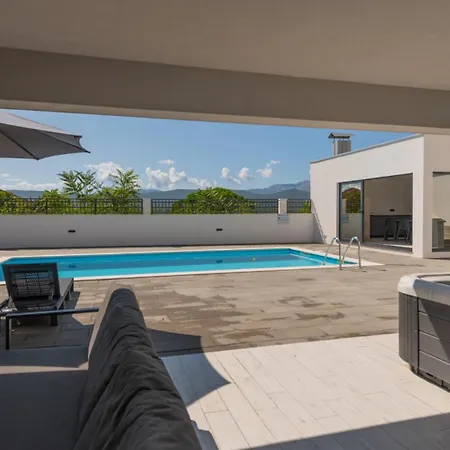 ヴィラ Ella - By Guide マカルスカ