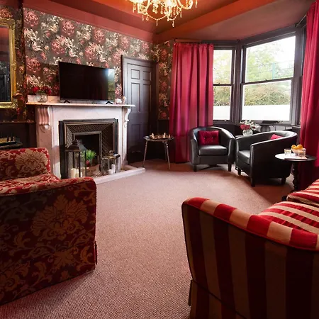 Ella - By Guide Villa *