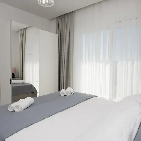 Ella - By Guide Villa *